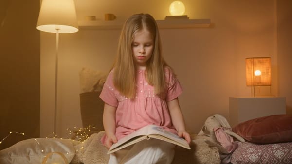 Čtení před spaním: jak v dítěti vypěstovat lásku ke knihám